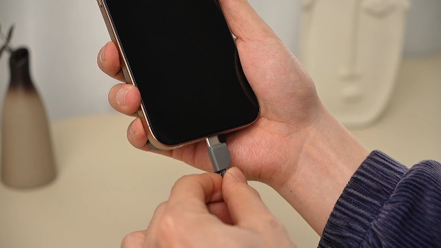 Amazon | TORRAS MiniMag モバイルバッテリー ケーブル付き 2026